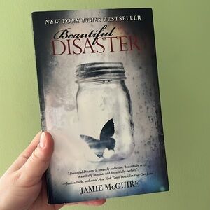 📚 4/25$ 📚  Beautiful disaster by jamie mcguire